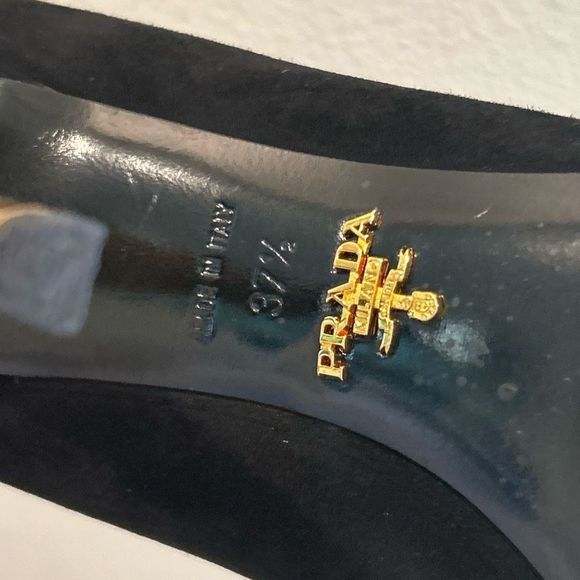 Prada Milano 37.5 Heels Black Suede - Picture 7 of 15